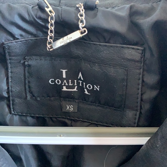 Leather jacket - Picture 3 of 5